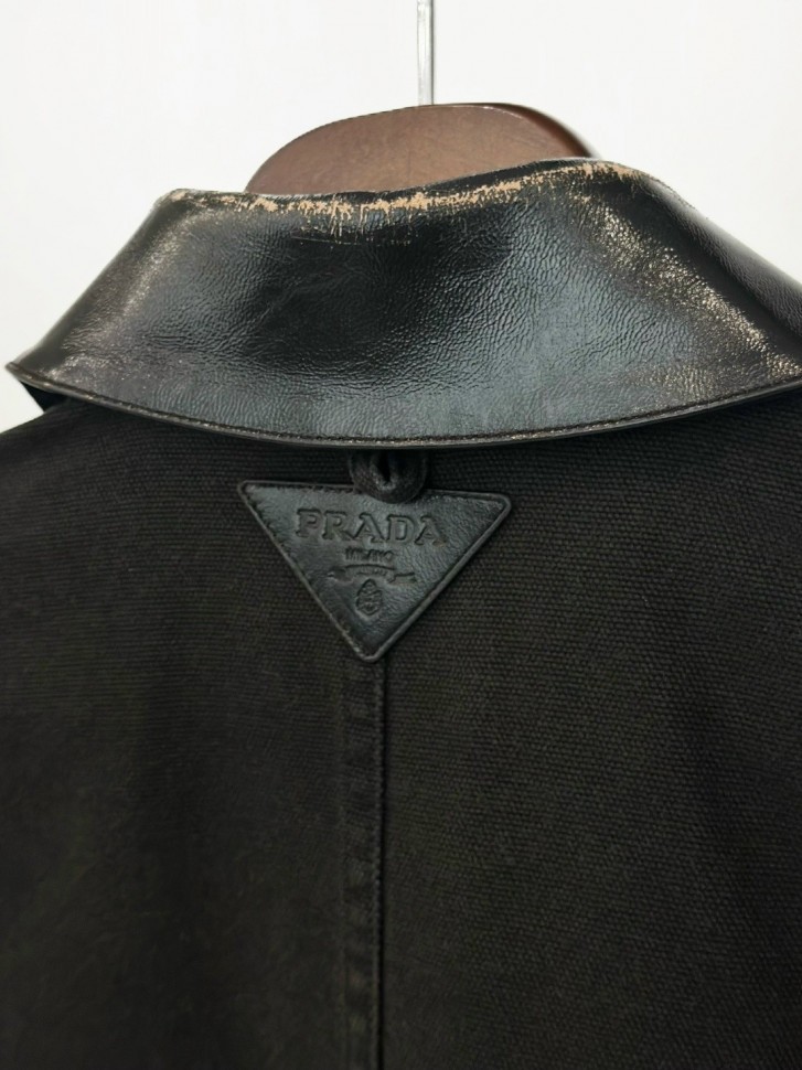 Куртка Prada из денима и кожи    