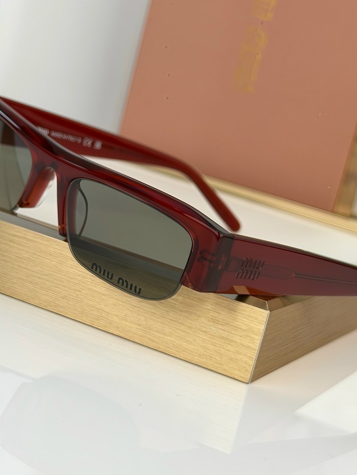 Очки Miu Miu  