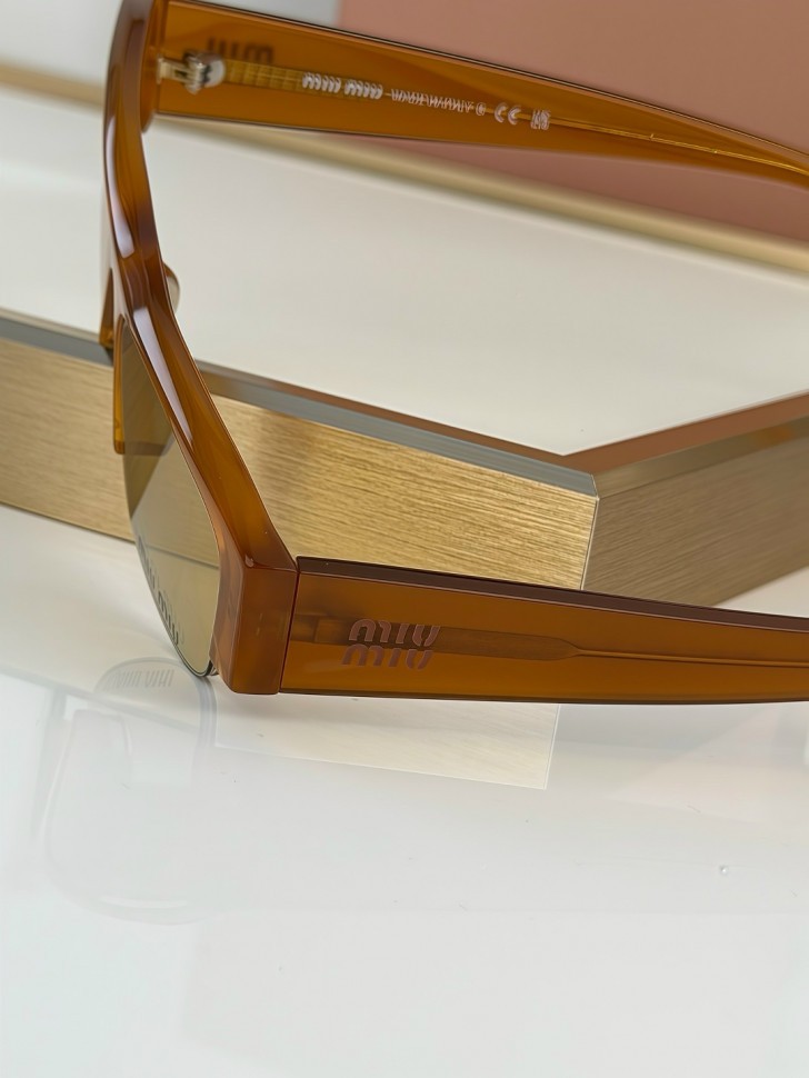 Очки Miu Miu   
