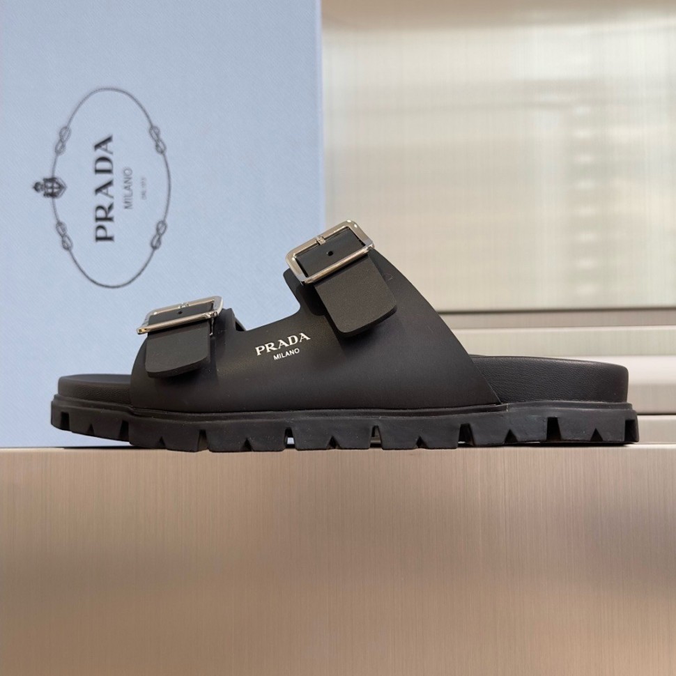 Шлепки Prada