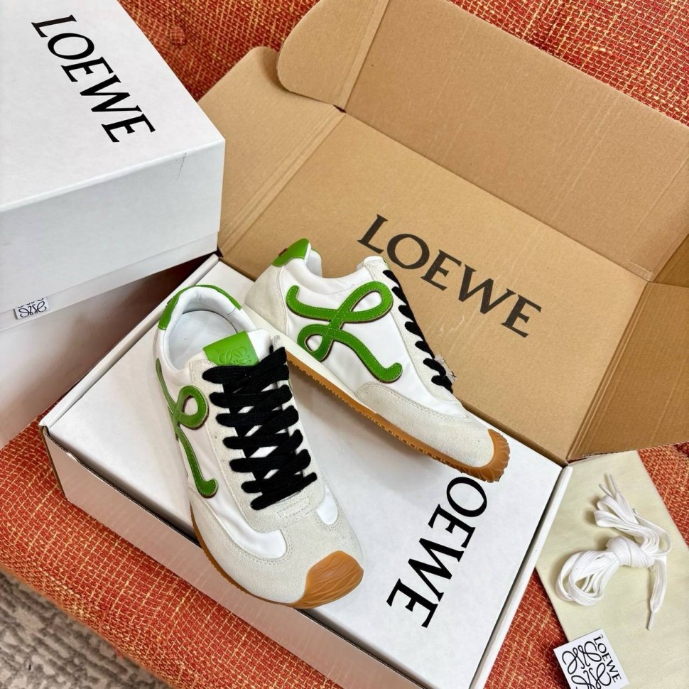 Сникеры Loewe