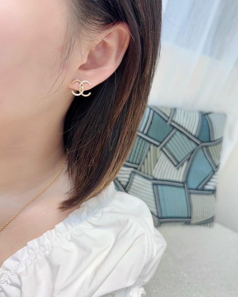 Серьги Chanel