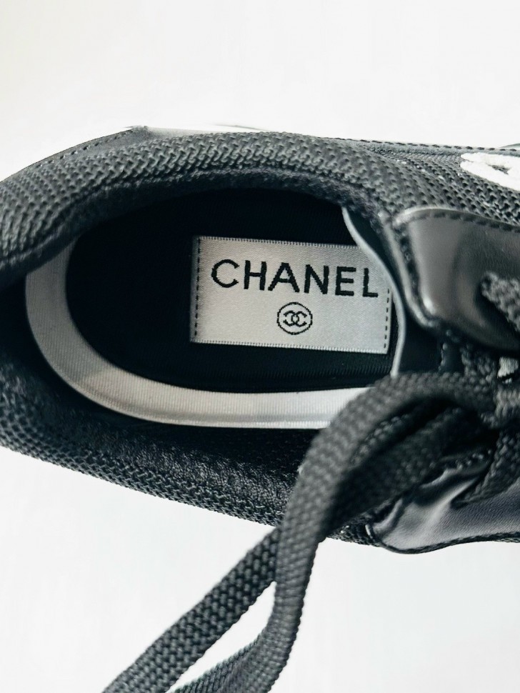 Кроссовки Chanel на каблуке