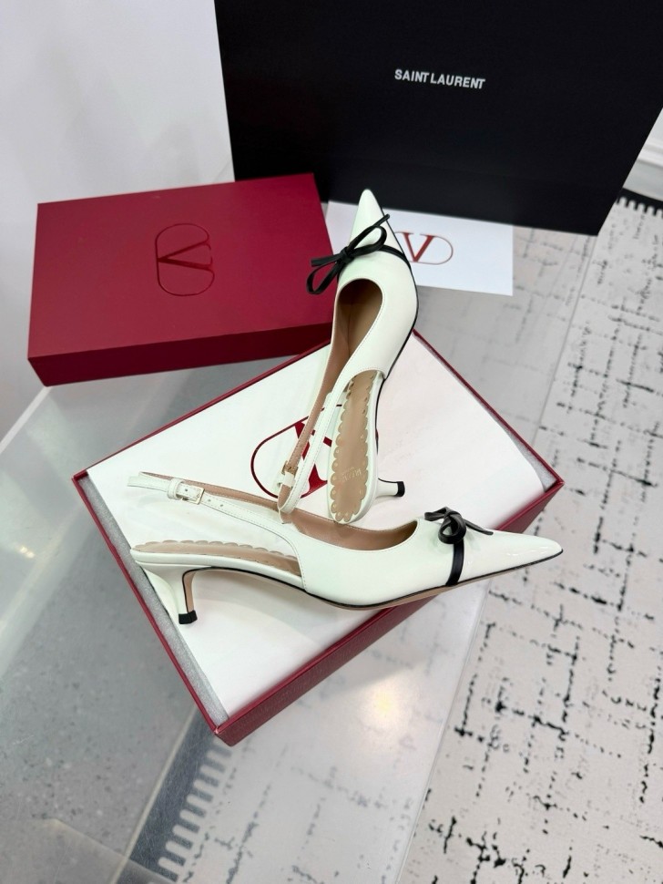 Слингбэки Valentino  