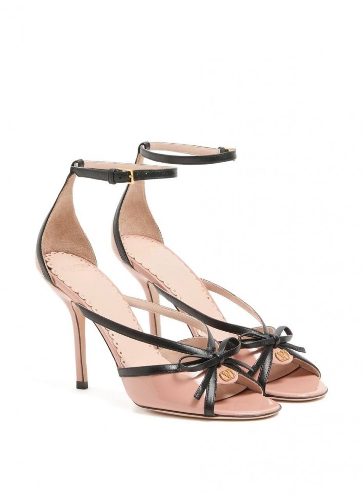 Босоножки Valentino