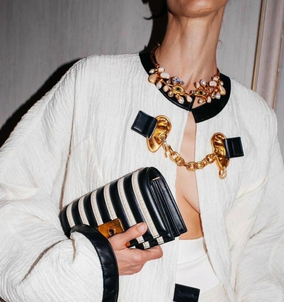 Колье Schiaparelli