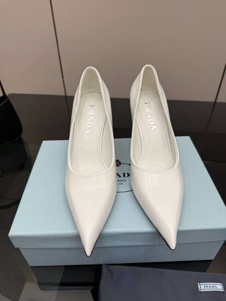 Туфли Prada