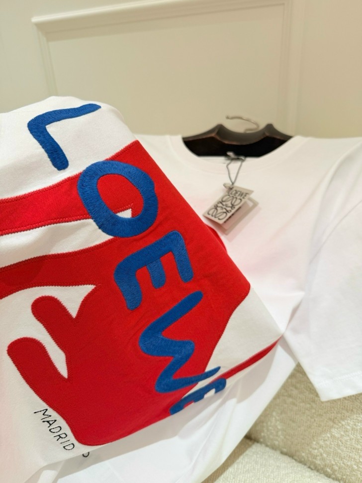 Футболка Loewe   