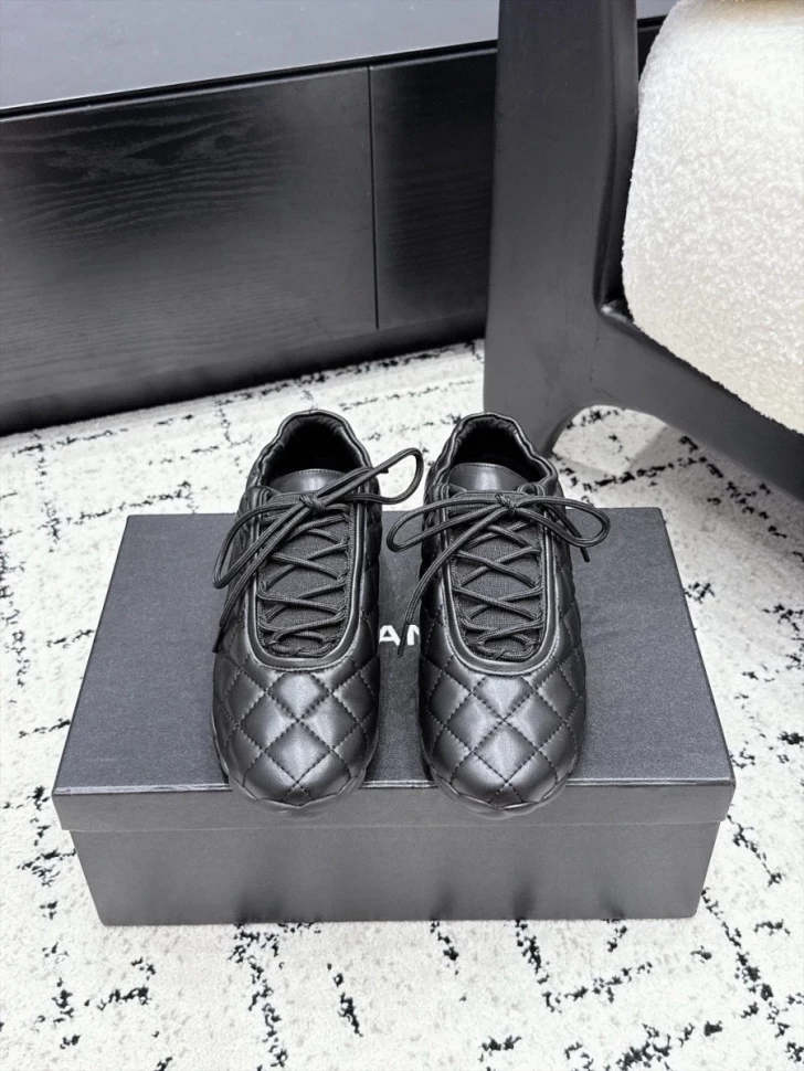 Сникеры Chanel