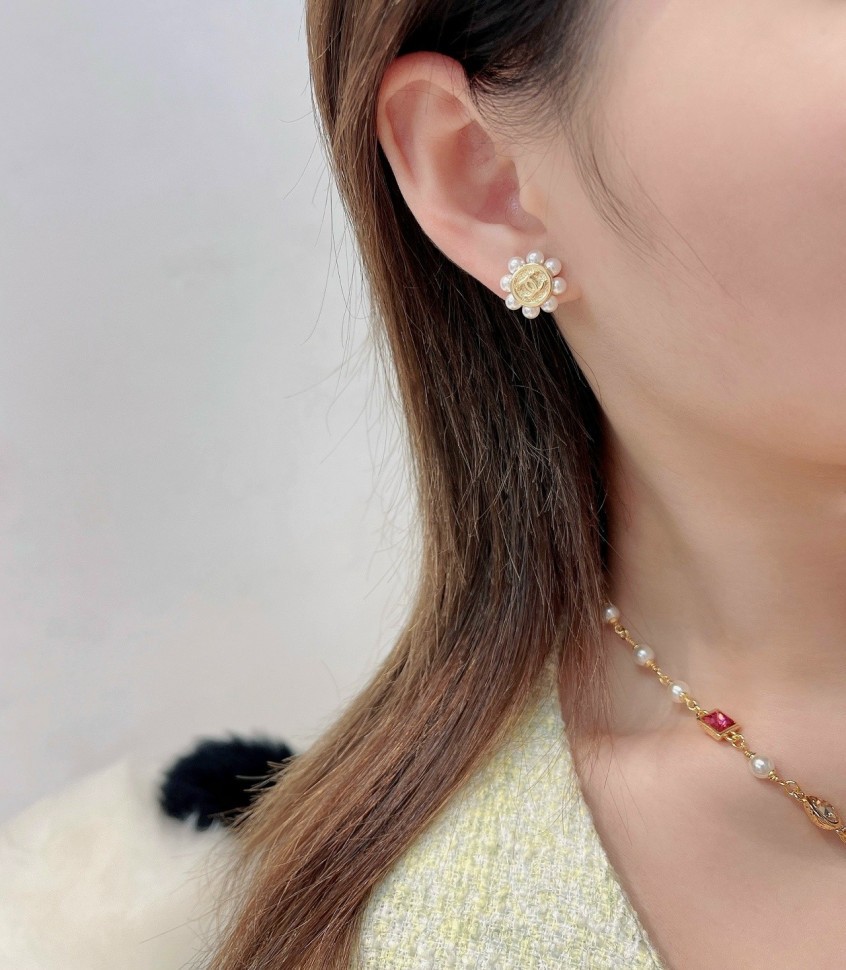 Серьги Chanel
