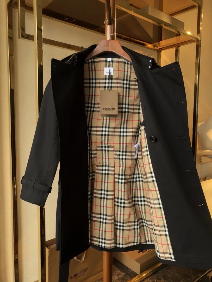 Тренч Burberry  