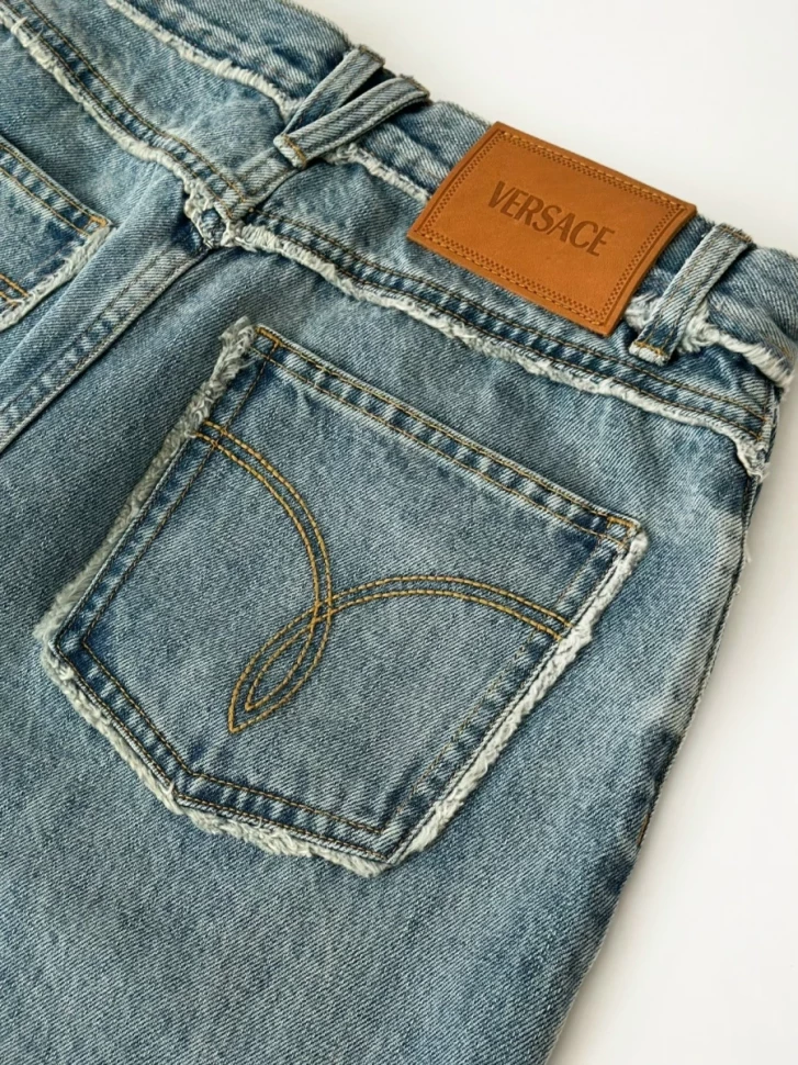 Джинсы Versace