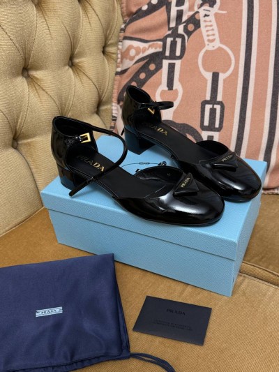 Туфли Prada