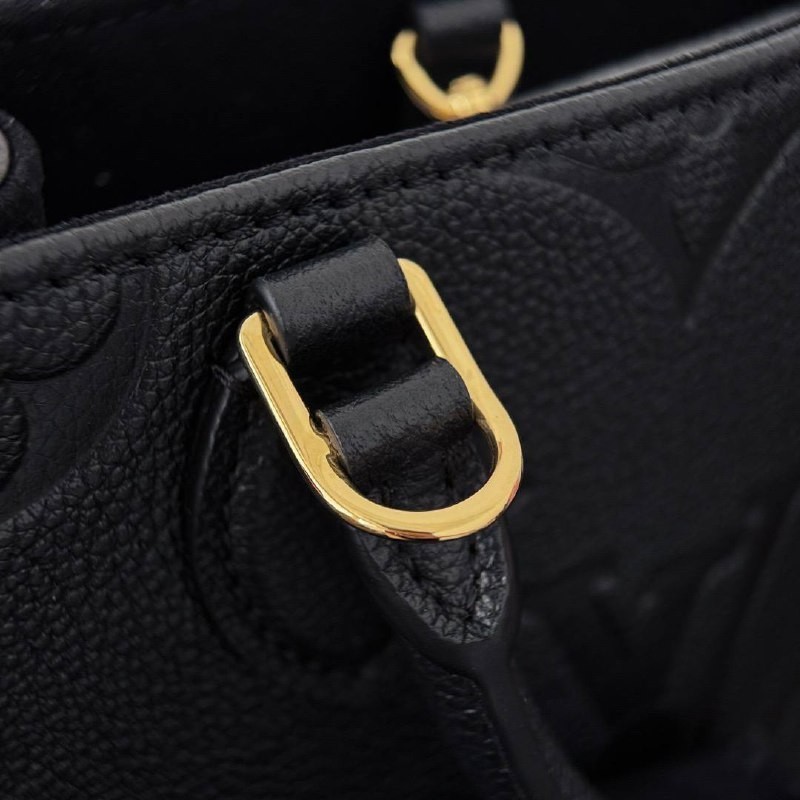 Сумка Louis Vuitton On The Go BB