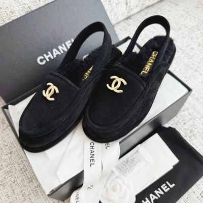 Меховые лоферы Chanel