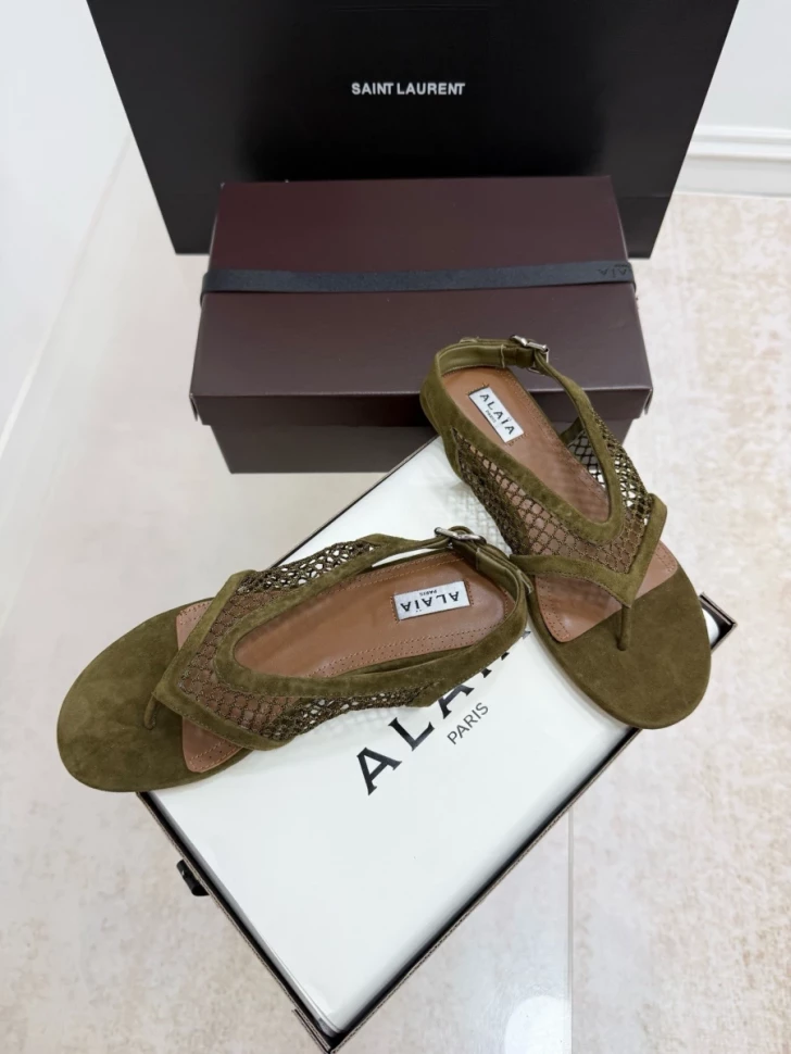 Сандали Alaia        