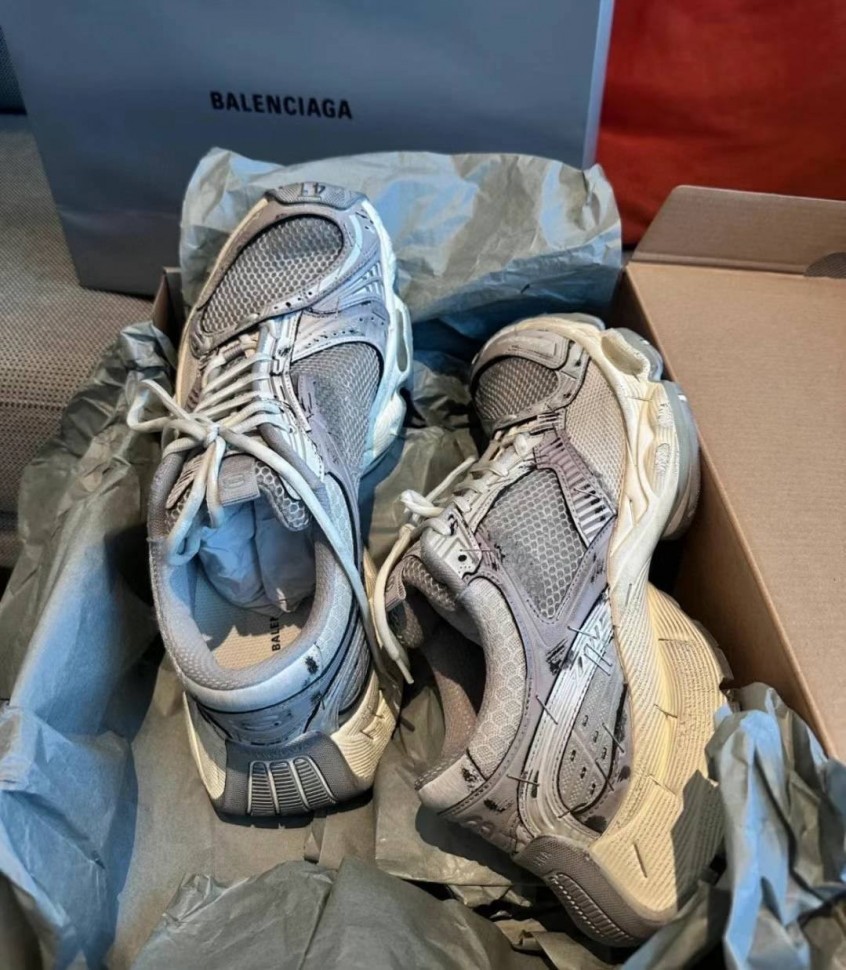 Кроссовки Balenciaga Stapler