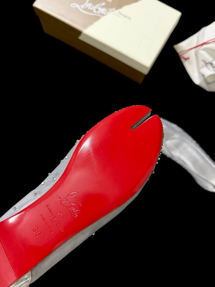 Лимитированные балетки Maison Margiela x Christian Louboutin