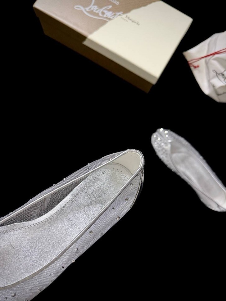 Лимитированные балетки Maison Margiela x Christian Louboutin