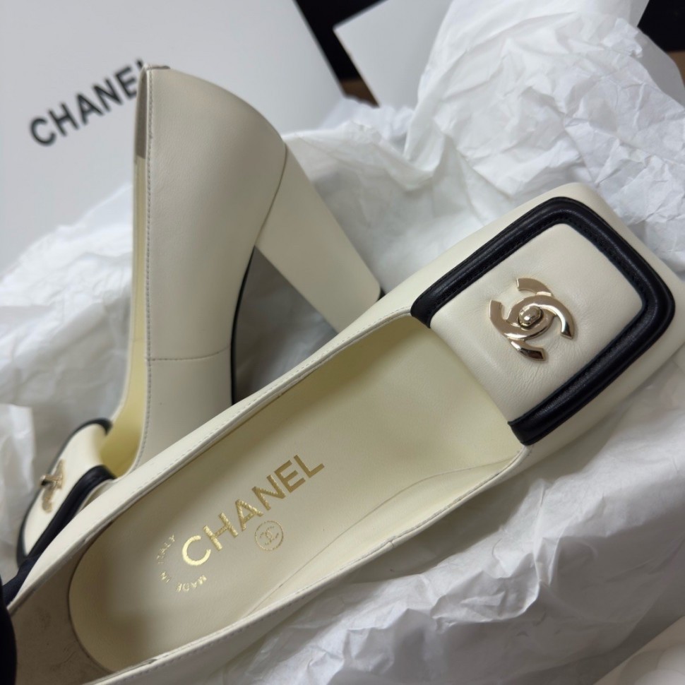 Туфли Chanel    