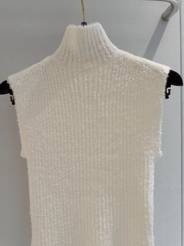 Топ Loro Piana    