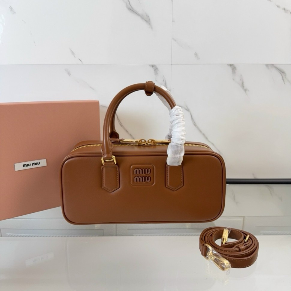 Сумка Miu Miu Arcadie Large  