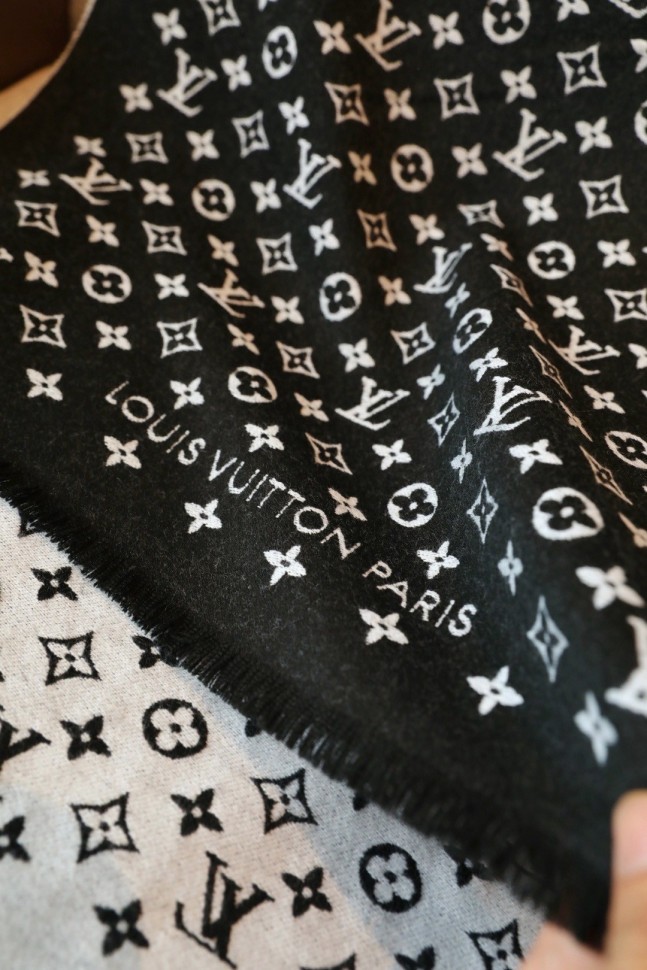 Палантин Louis Vuitton