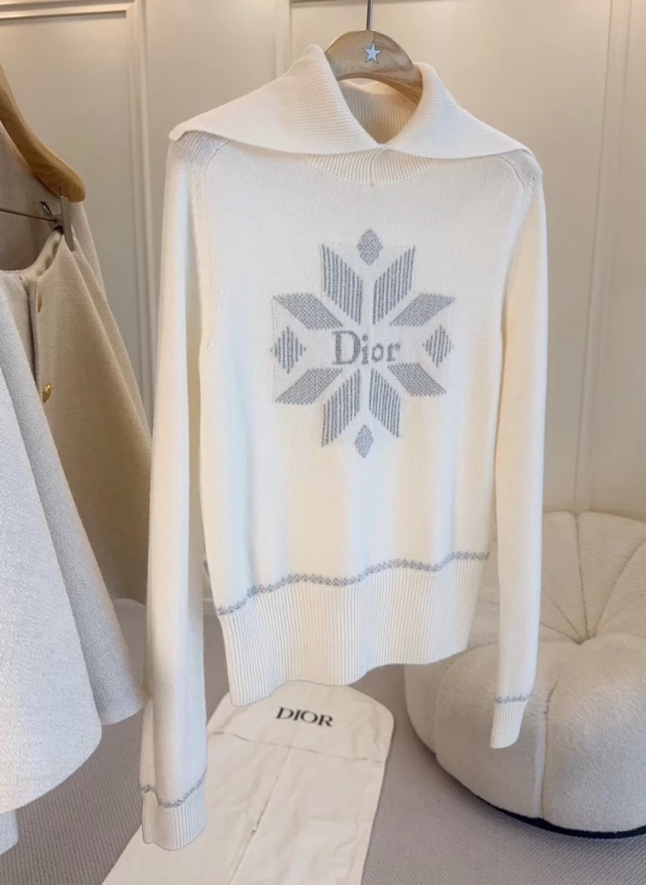 Свитер Dior  