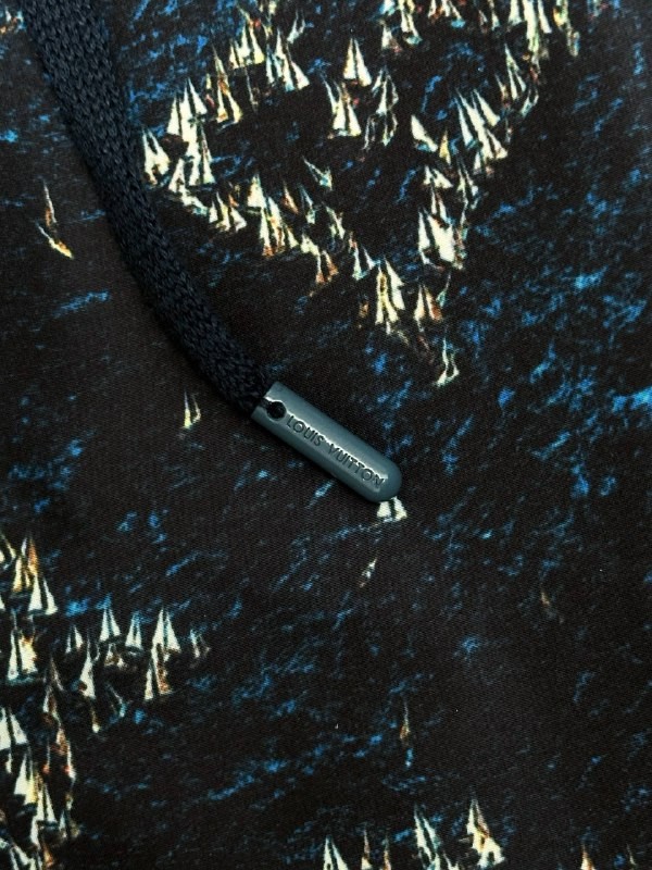 Шорты Louis Vuitton 