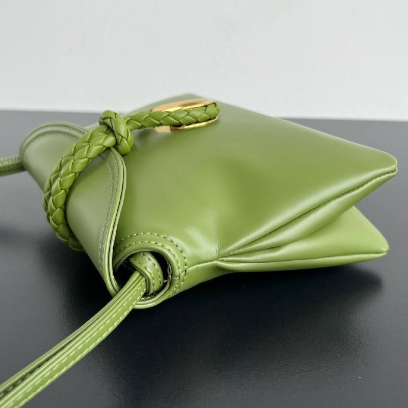 Сумка Bottega Veneta Baby Liberta