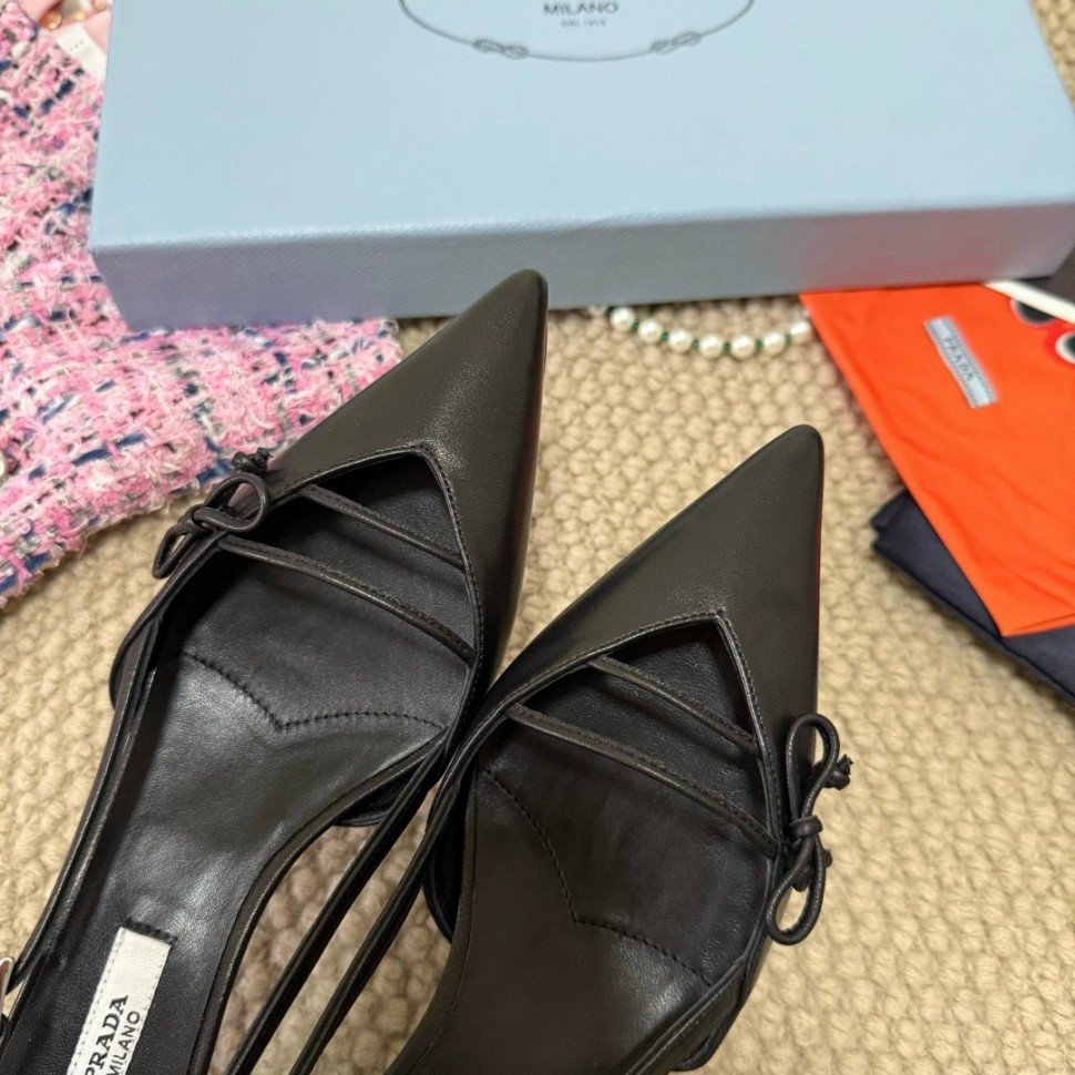 Слингбэки Prada