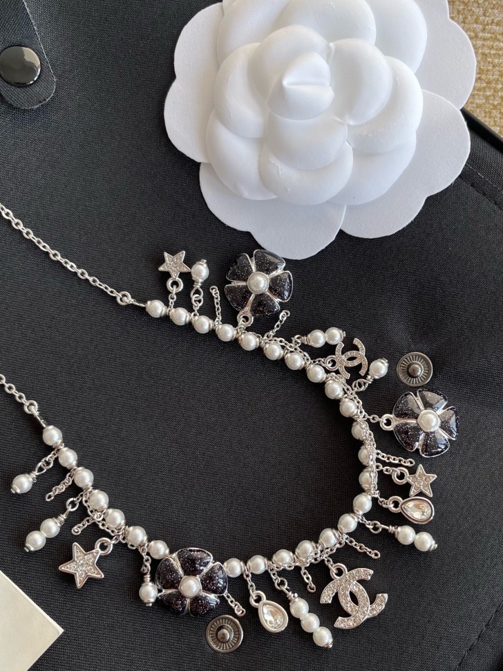 Колье Chanel