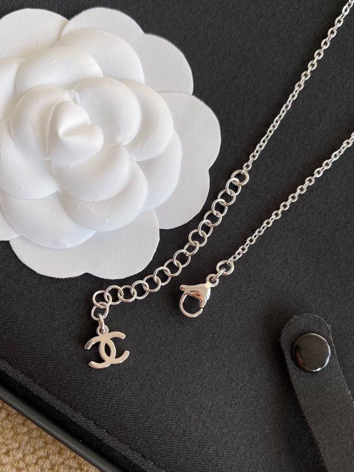 Колье Chanel