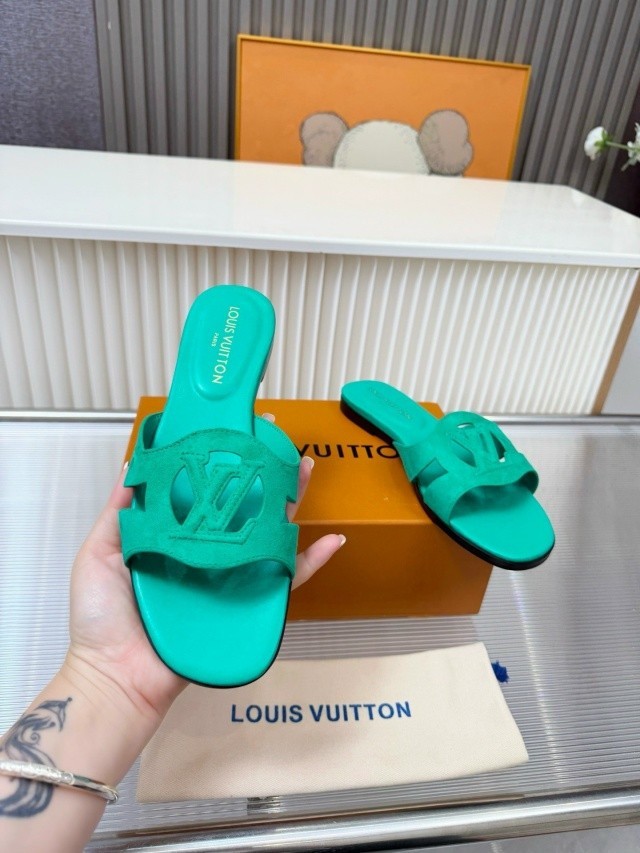 Шлепки Louis Vuitton    
