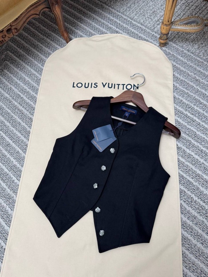 Жилет Louis Vuitton 