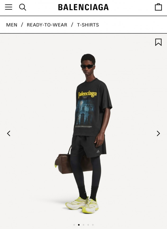 Футболка Balenciaga