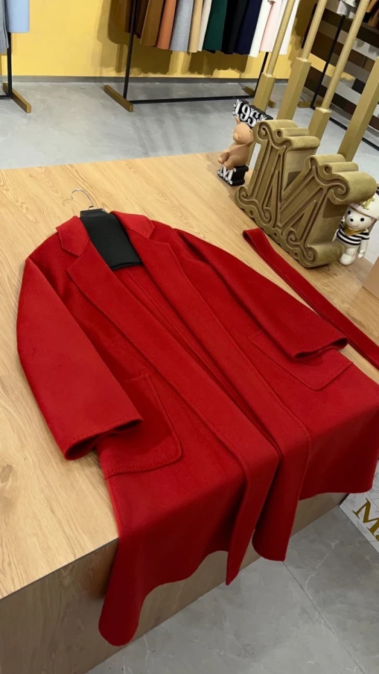 Пальто Max Mara    