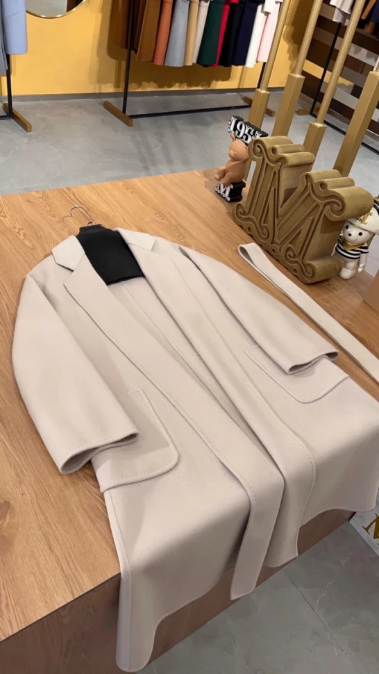 Пальто Max Mara    
