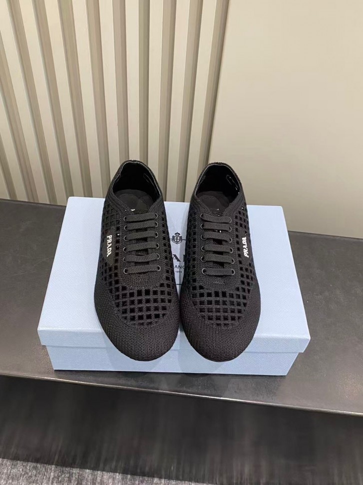 Сникеры Prada
