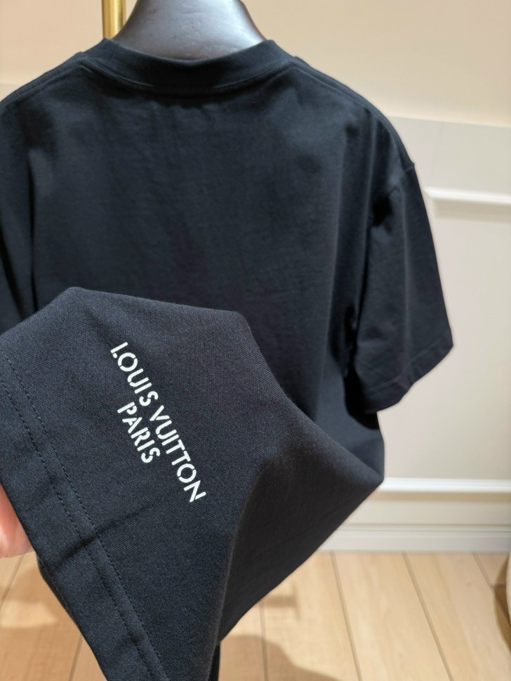 Футболка Louis Vuitton