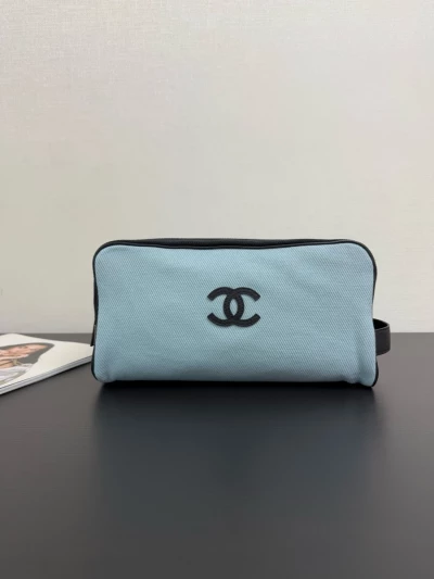 Сумка-косметичка Chanel     