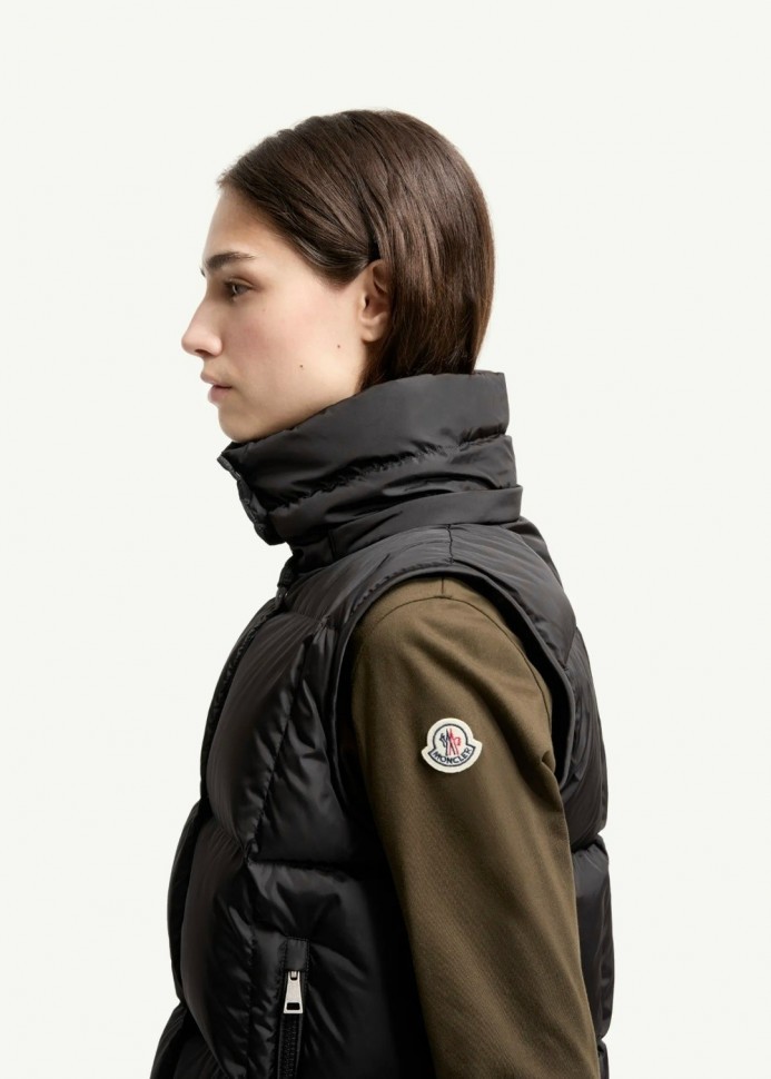 Жилет  Moncler      