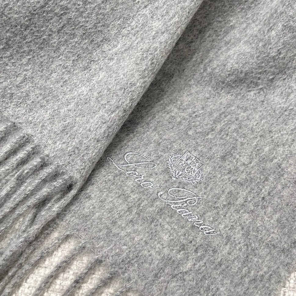Шарф Loro Piana из 100% бейби кашемир