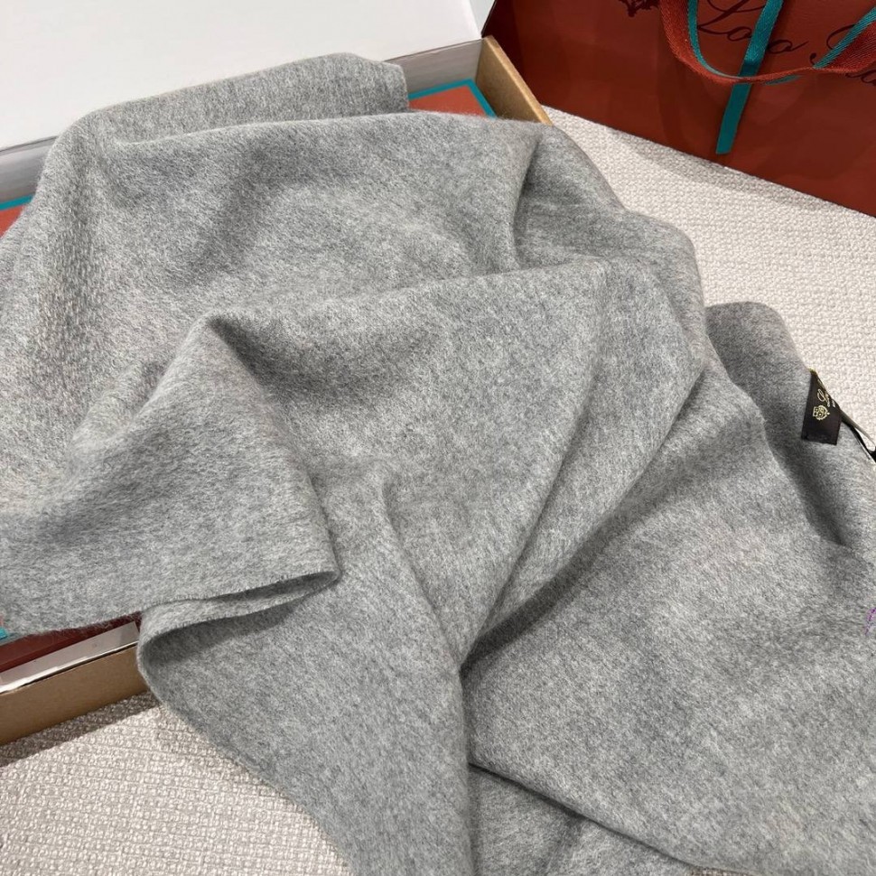 Шарф Loro Piana из 100% бейби кашемир