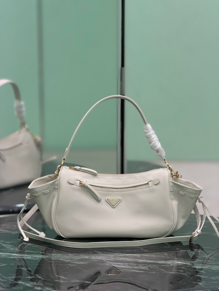 Сумка Prada  