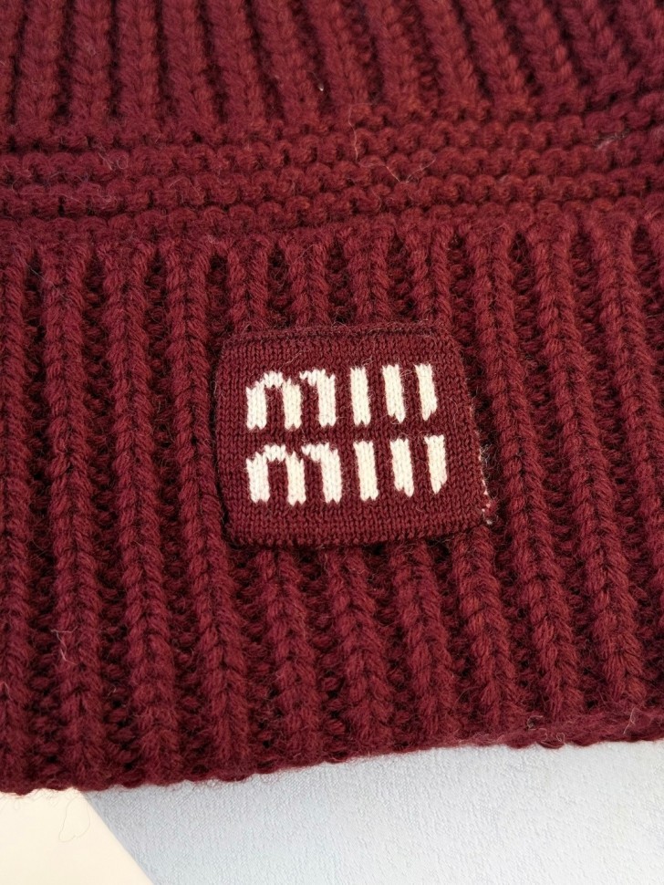Шапка Miu Miu