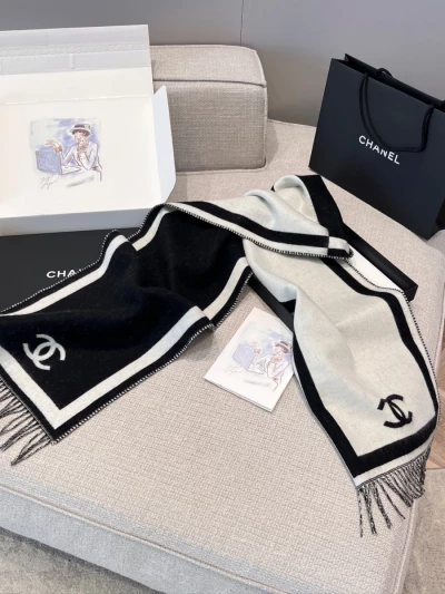 Палантин Chanel  