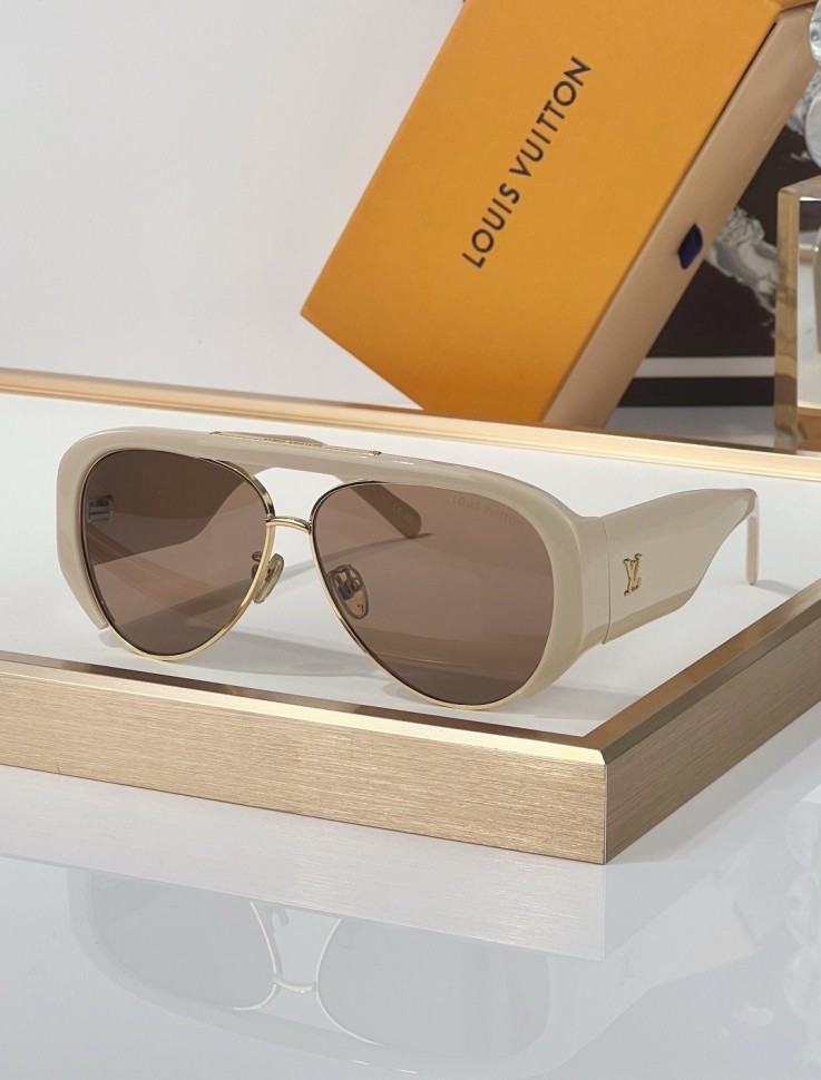Очки Louis Vuitton  