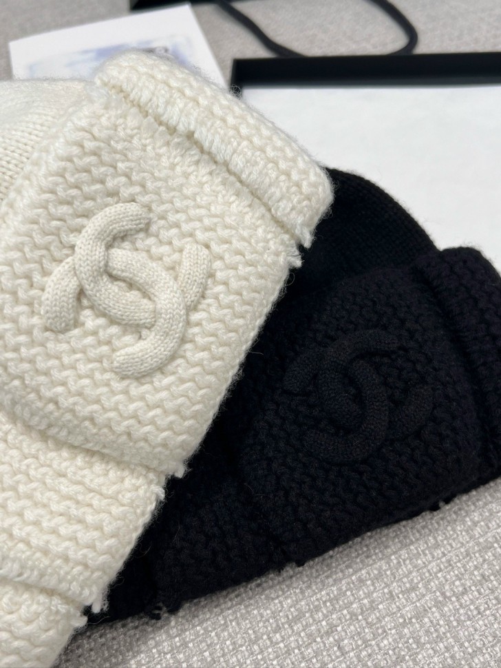 Шапка Chanel