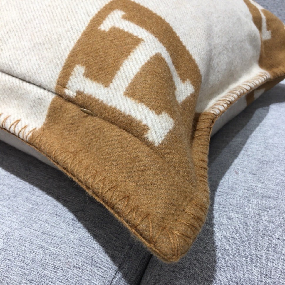 Подушка Hermes